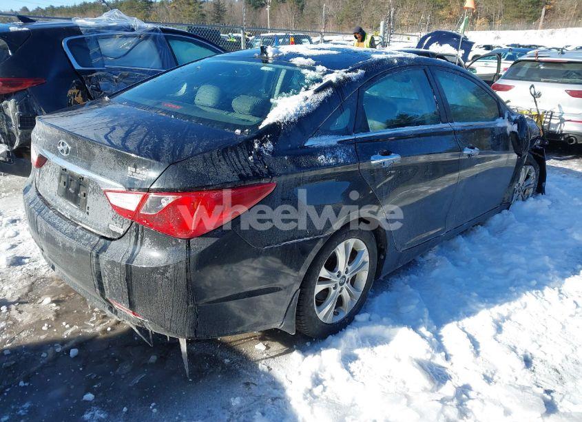 Photo 4 of 2013 Hyundai Sonata LIMITED (VIN 5NPEC4AC1DH544836)