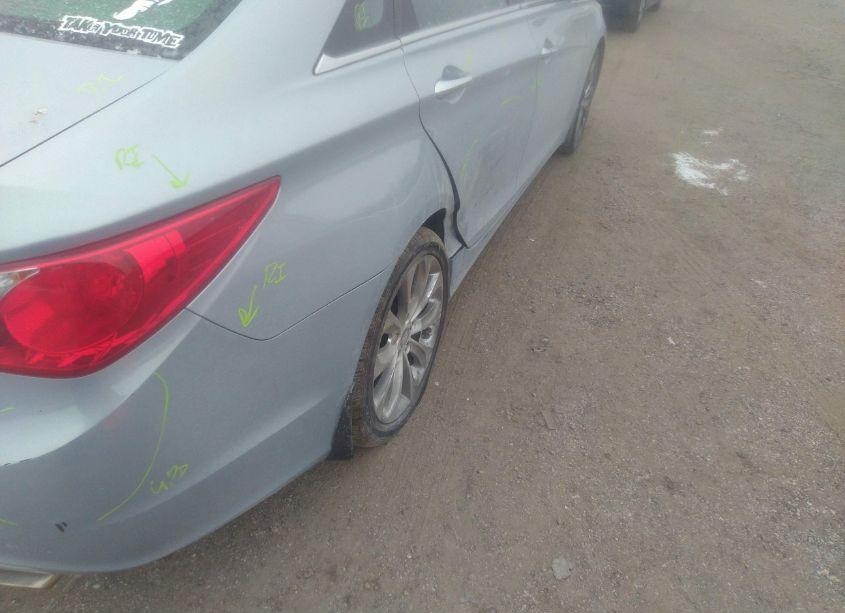 Photo 14 of 2013 Hyundai Sonata SE (VIN 5NPEC4AC1DH601973)