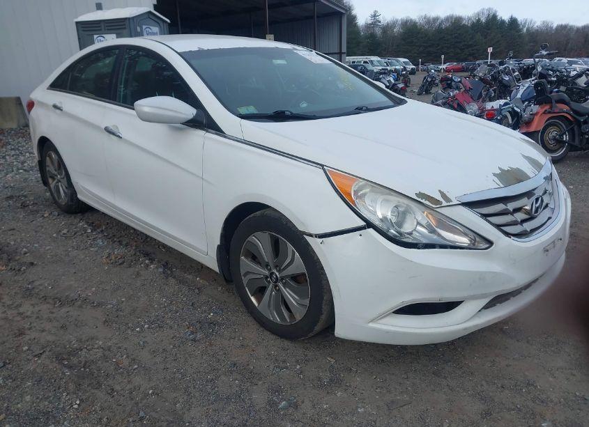 2013 Hyundai Sonata SE (VIN 5NPEC4AC1DH612939) main photo