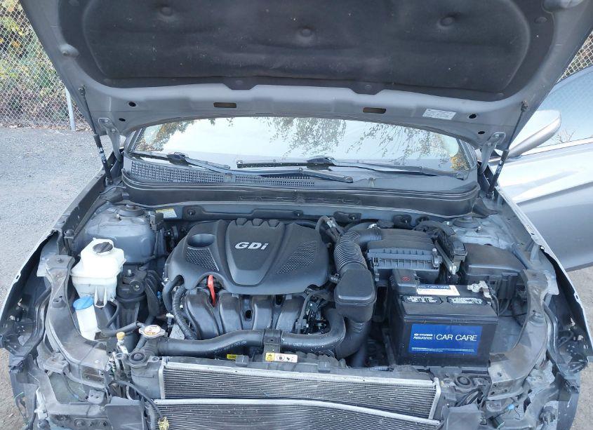 Photo 10 of 2013 Hyundai Sonata SE (VIN 5NPEC4AC1DH624461)