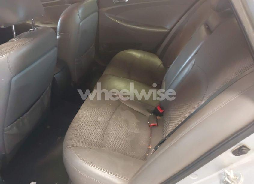 Photo 17 of 2013 Hyundai Sonata SE (VIN 5NPEC4AC1DH641910)