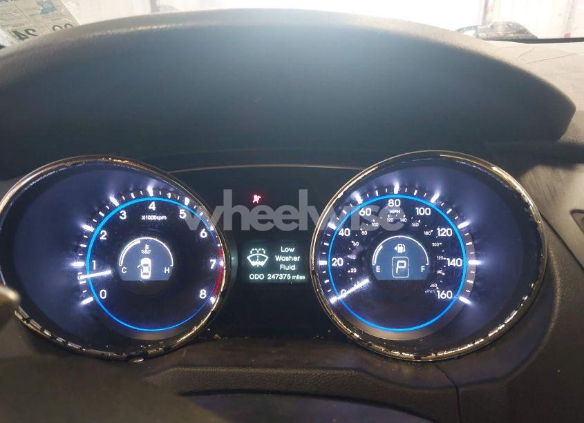 Photo 7 of 2013 Hyundai Sonata SE (VIN 5NPEC4AC1DH641910)