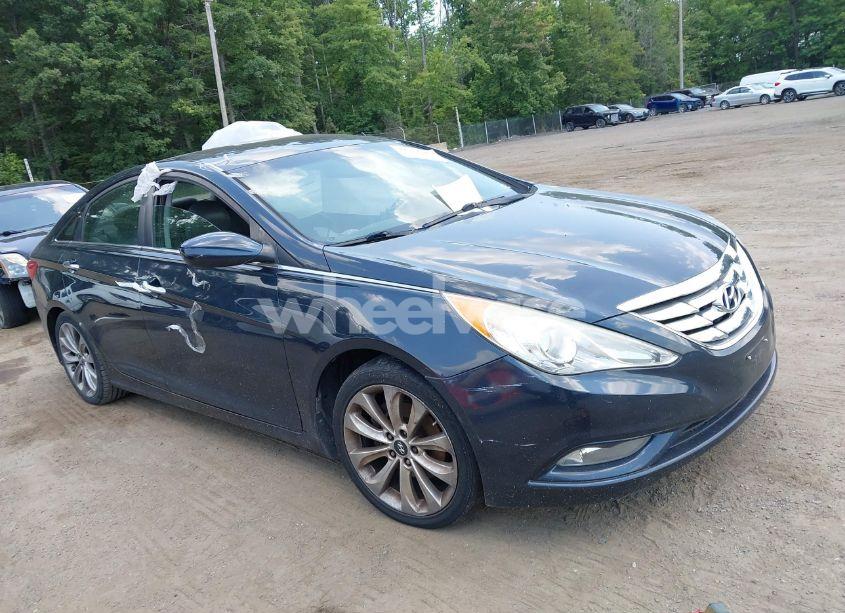 2013 Hyundai Sonata SE (VIN 5NPEC4AC1DH643771) main photo