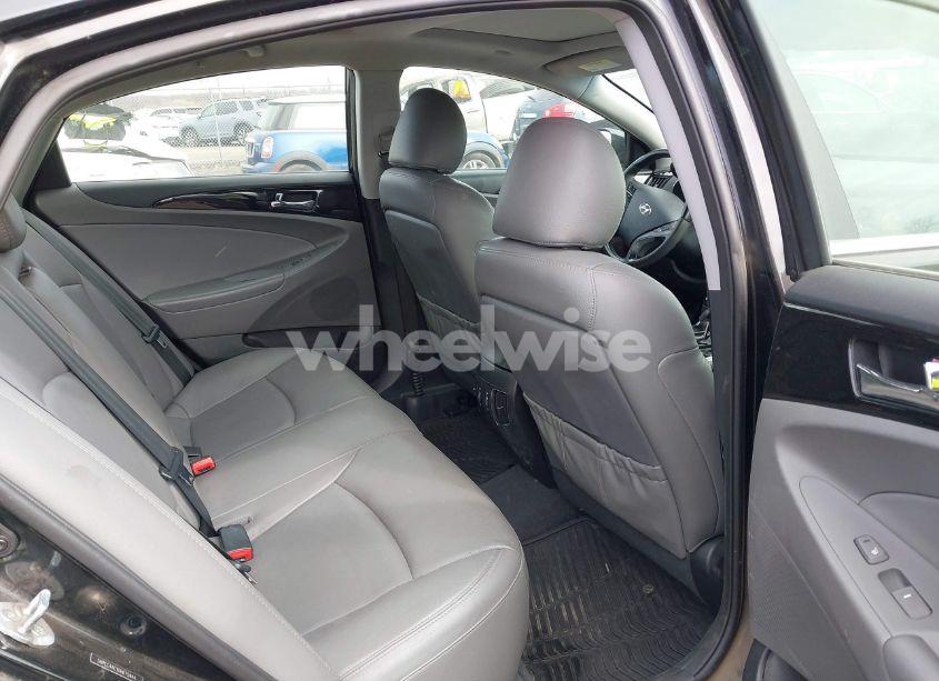 Photo 8 of 2013 Hyundai Sonata LIMITED (VIN 5NPEC4AC1DH675944)