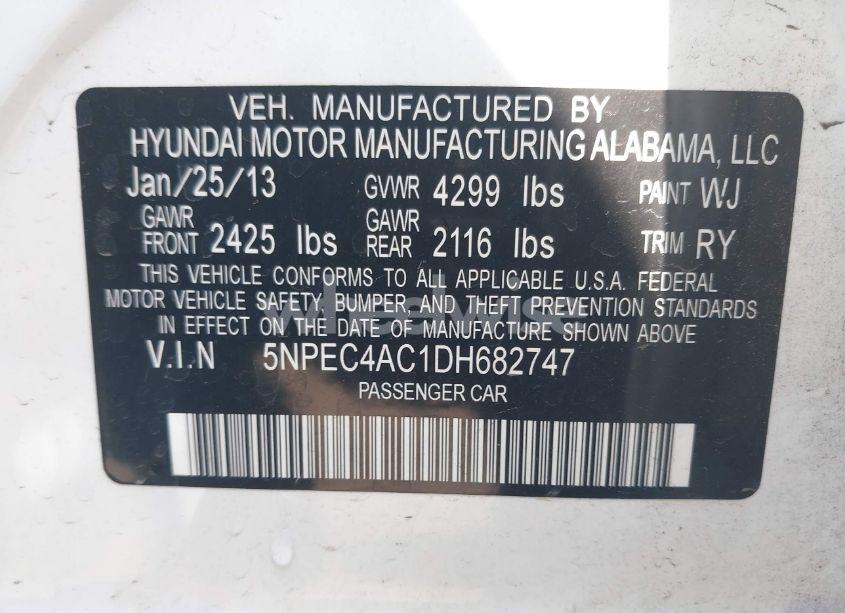 Photo 9 of 2013 Hyundai Sonata SE (VIN 5NPEC4AC1DH682747)