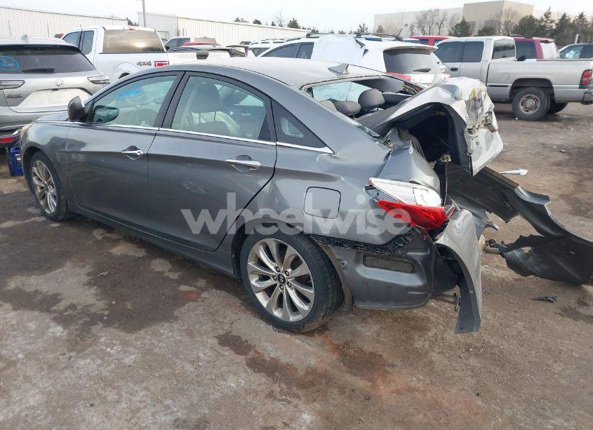 Photo 3 of 2013 Hyundai Sonata (VIN 5NPEC4AC1DH695885)