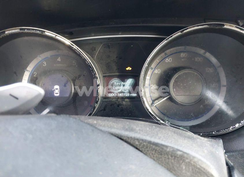 Photo 7 of 2013 Hyundai Sonata (VIN 5NPEC4AC1DH695885)