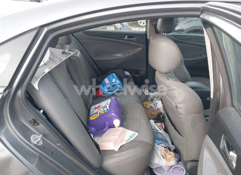 Photo 8 of 2013 Hyundai Sonata (VIN 5NPEC4AC1DH695885)