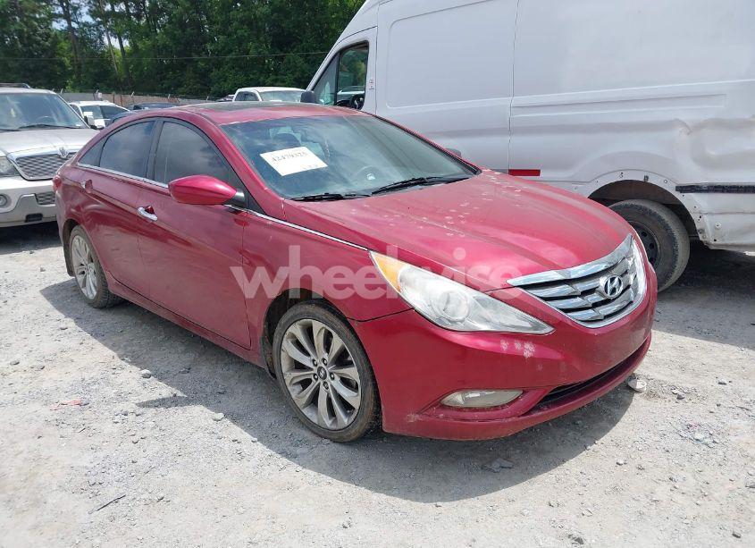 2013 Hyundai Sonata SE (VIN 5NPEC4AC1DH735785) main photo