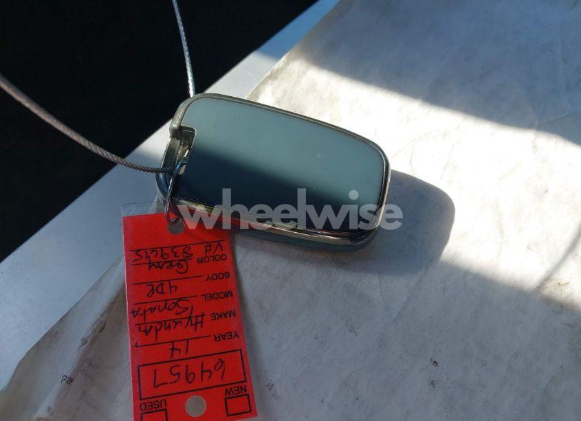 Photo 11 of 2014 Hyundai Sonata LIMITED (VIN 5NPEC4AC1EH839615)