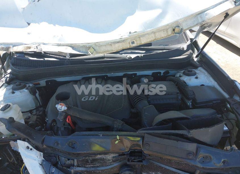 Photo 10 of 2014 Hyundai Sonata SE (VIN 5NPEC4AC1EH849402)