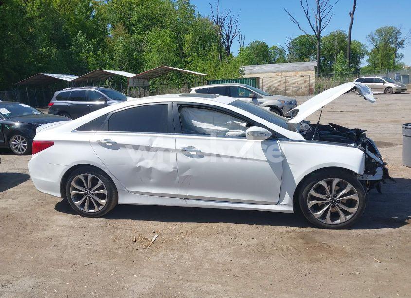 Photo 13 of 2014 Hyundai Sonata SE (VIN 5NPEC4AC1EH849402)