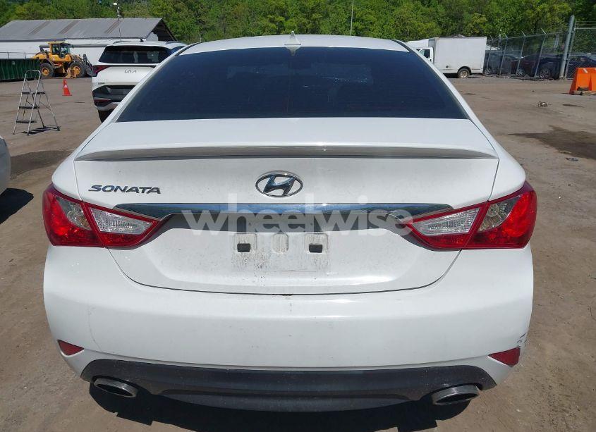 Photo 16 of 2014 Hyundai Sonata SE (VIN 5NPEC4AC1EH849402)