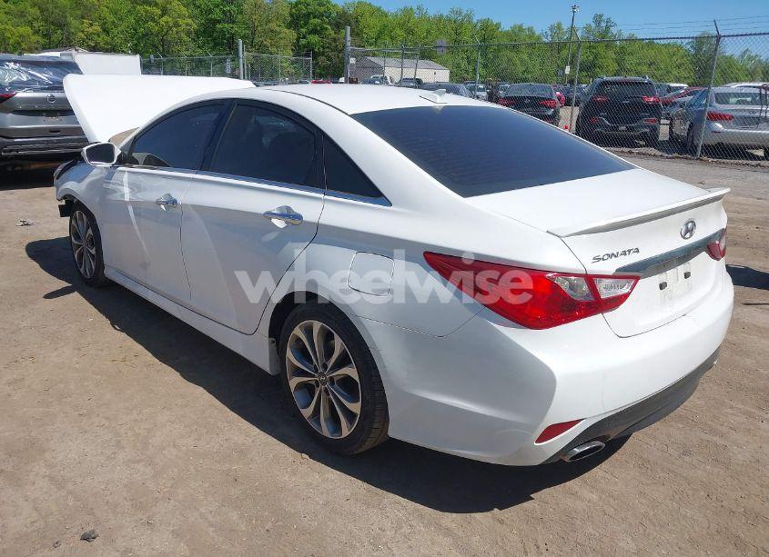 Photo 3 of 2014 Hyundai Sonata SE (VIN 5NPEC4AC1EH849402)