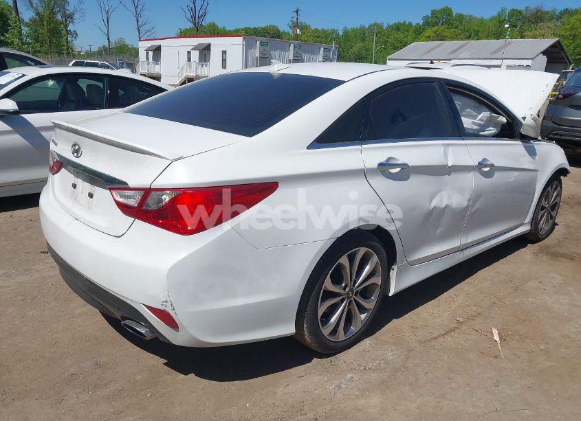 Photo 4 of 2014 Hyundai Sonata SE (VIN 5NPEC4AC1EH849402)