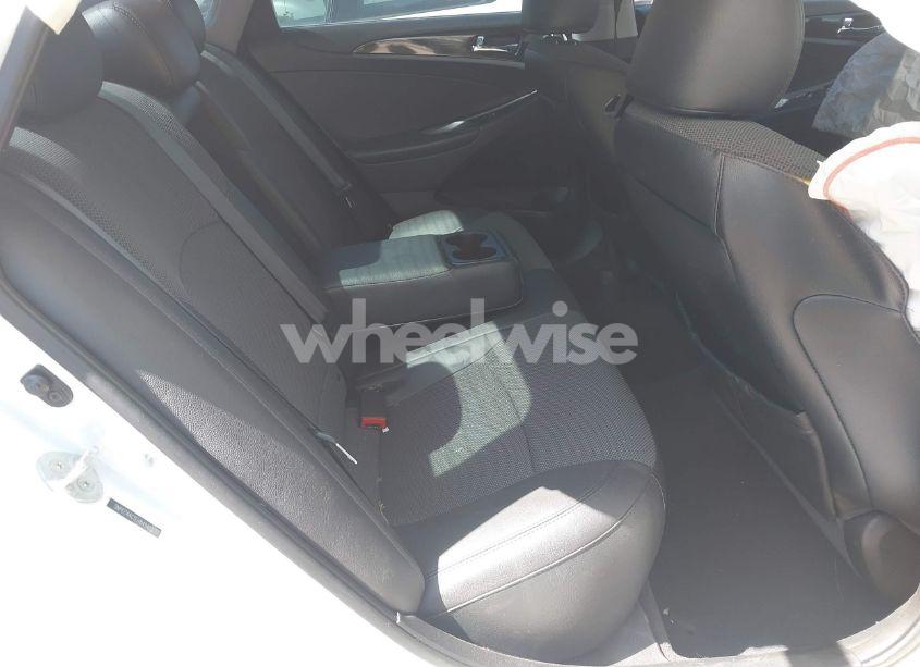 Photo 8 of 2014 Hyundai Sonata SE (VIN 5NPEC4AC1EH849402)