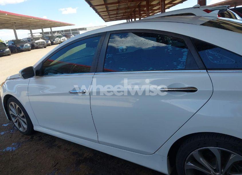 Photo 14 of 2014 Hyundai Sonata SE (VIN 5NPEC4AC1EH892699)