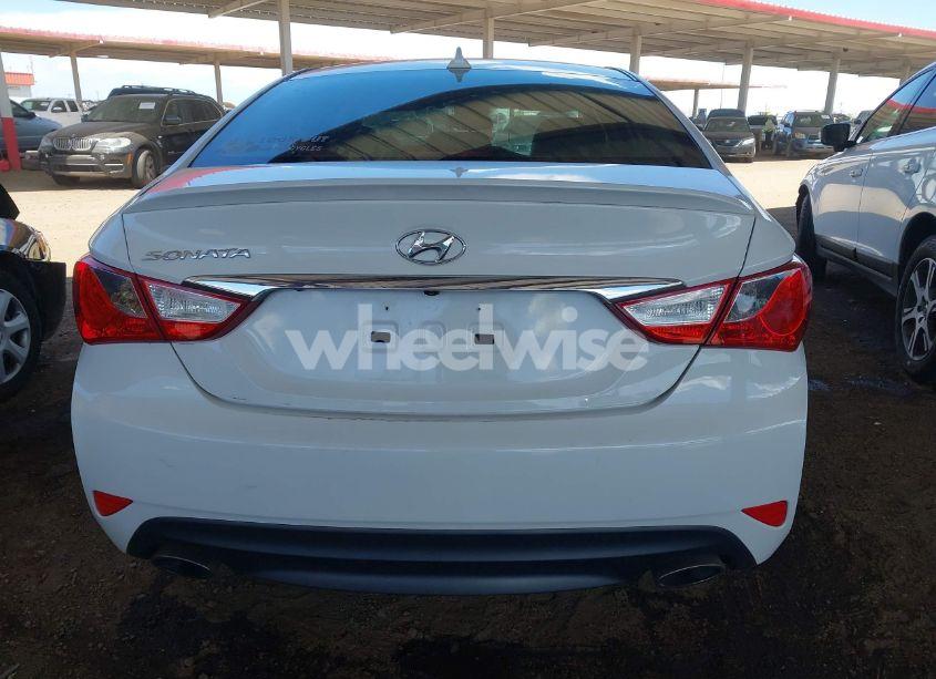 Photo 16 of 2014 Hyundai Sonata SE (VIN 5NPEC4AC1EH892699)