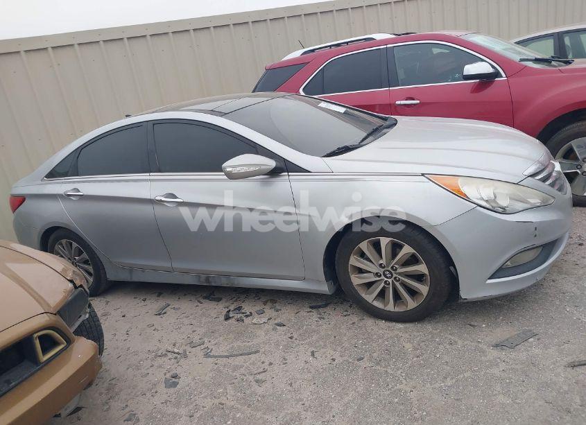 Photo 13 of 2014 Hyundai Sonata LIMITED (VIN 5NPEC4AC1EH896462)