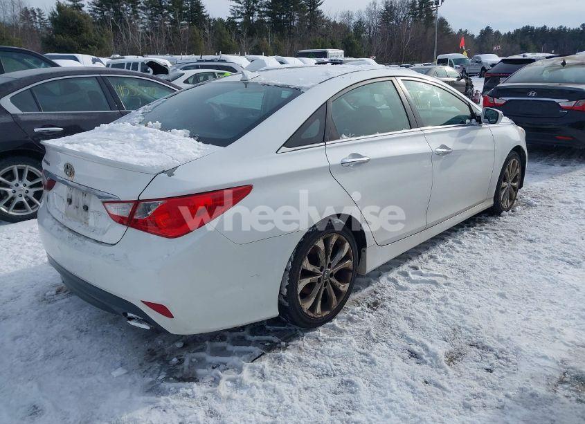 Photo 4 of 2014 Hyundai Sonata SE (VIN 5NPEC4AC1EH905709)