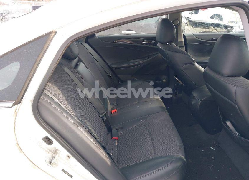 Photo 8 of 2014 Hyundai Sonata SE (VIN 5NPEC4AC1EH905709)