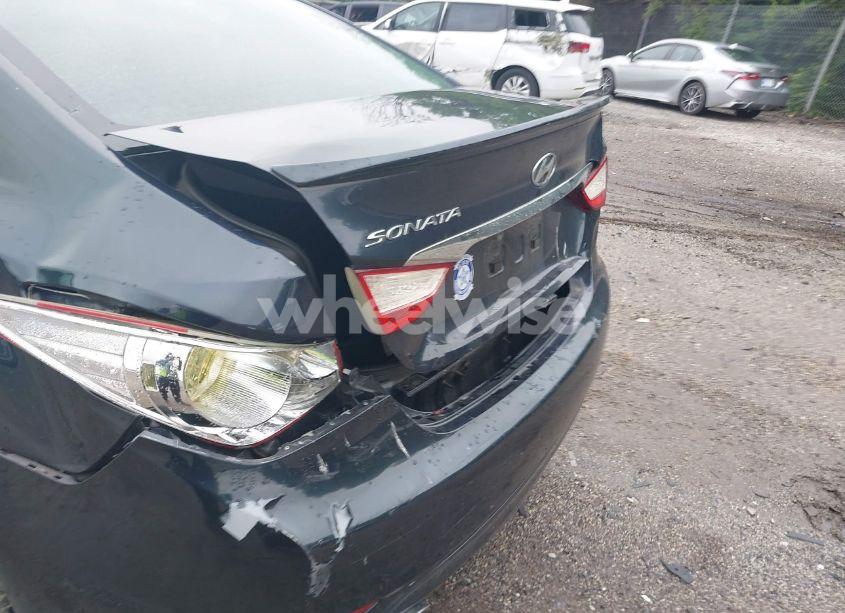 Photo 6 of 2014 Hyundai Sonata SE (VIN 5NPEC4AC1EH906259)