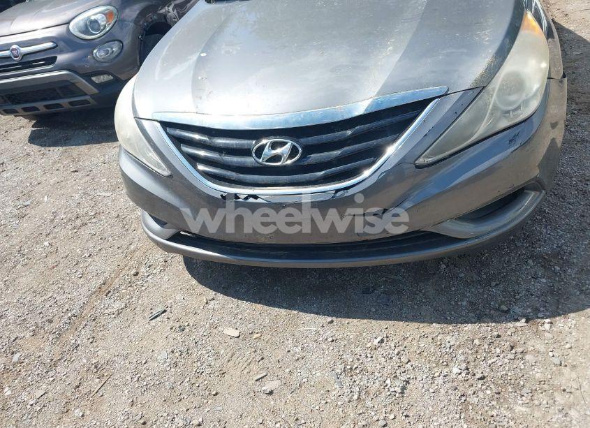 Photo 6 of 2011 Hyundai Sonata LIMITED (VIN 5NPEC4AC2BH073549)