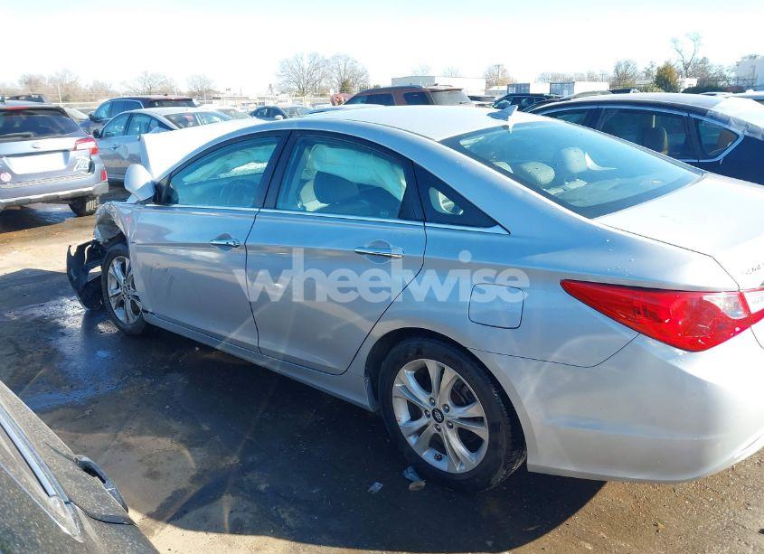 Photo 13 of 2011 Hyundai Sonata LIMITED (VIN 5NPEC4AC2BH222672)