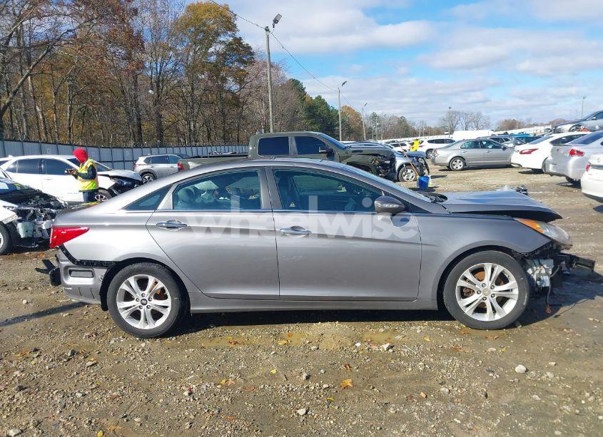 Photo 13 of 2011 Hyundai Sonata LIMITED (VIN 5NPEC4AC2BH226253)