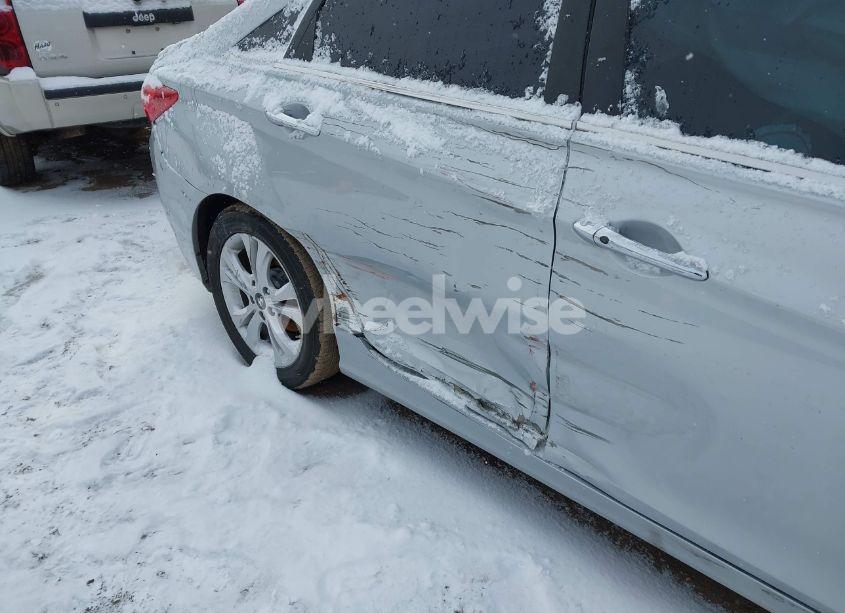 Photo 12 of 2011 Hyundai Sonata LIMITED (VIN 5NPEC4AC2BH287537)