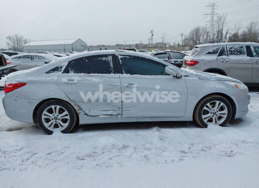 Photo 14 of 2011 Hyundai Sonata LIMITED (VIN 5NPEC4AC2BH287537)