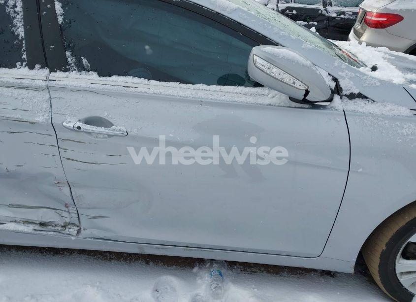 Photo 18 of 2011 Hyundai Sonata LIMITED (VIN 5NPEC4AC2BH287537)