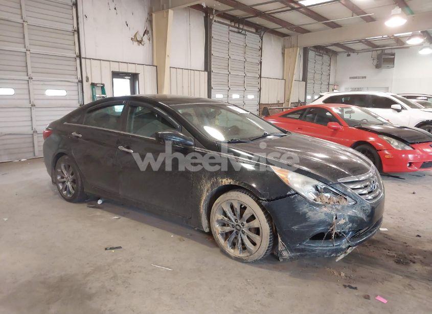 2011 Hyundai Sonata SE (VIN 5NPEC4AC2BH304983) main photo