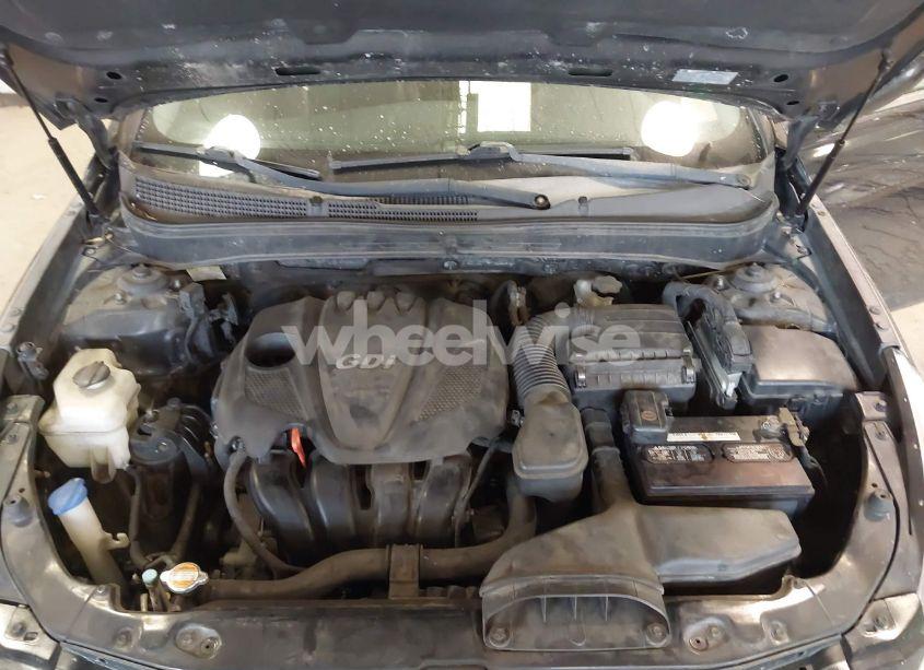 Photo 10 of 2011 Hyundai Sonata SE (VIN 5NPEC4AC2BH304983)