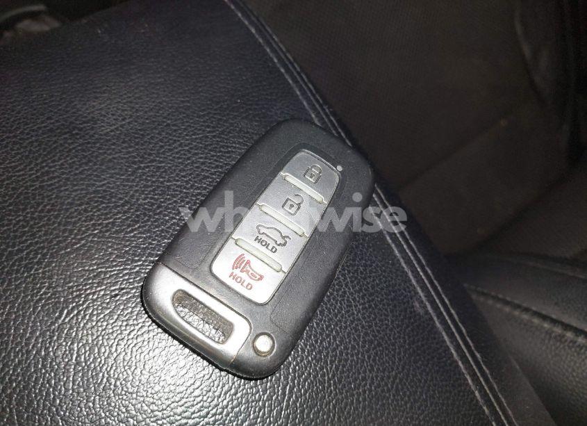 Photo 11 of 2011 Hyundai Sonata SE (VIN 5NPEC4AC2BH304983)