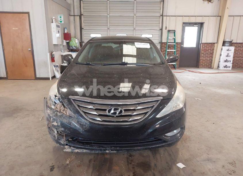Photo 12 of 2011 Hyundai Sonata SE (VIN 5NPEC4AC2BH304983)