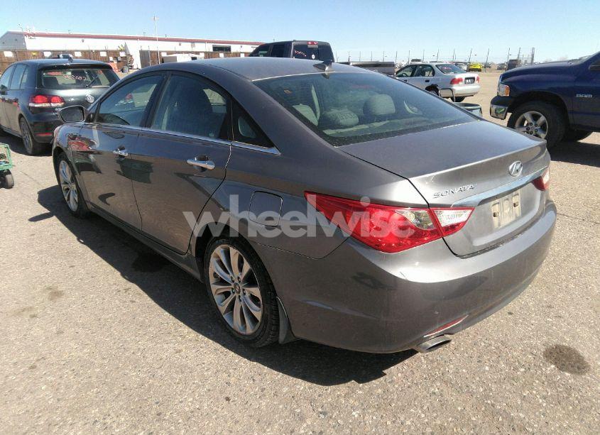 Photo 3 of 2012 Hyundai Sonata SE (VIN 5NPEC4AC2CH336608)