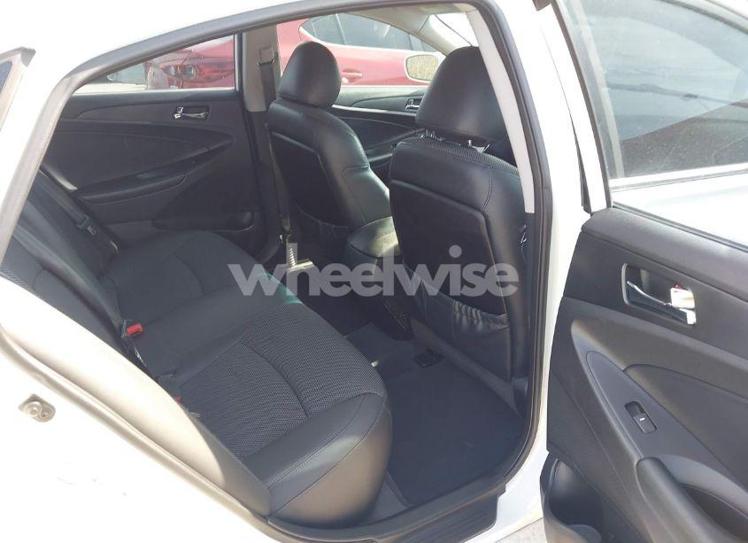 Photo 8 of 2012 Hyundai Sonata SE (VIN 5NPEC4AC2CH368281)