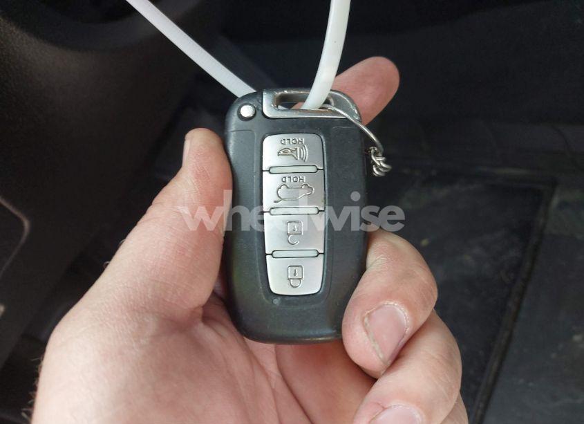 Photo 11 of 2012 Hyundai Sonata SE (VIN 5NPEC4AC2CH373948)