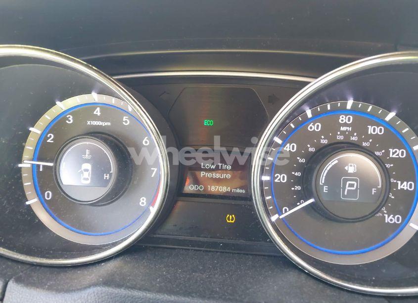 Photo 7 of 2012 Hyundai Sonata SE (VIN 5NPEC4AC2CH373948)