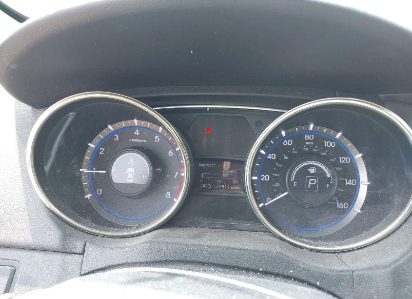 Photo 7 of 2013 Hyundai Sonata SE (VIN 5NPEC4AC2DH518536)