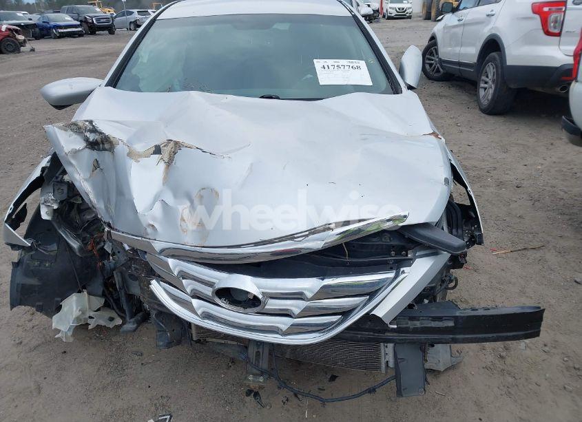 Photo 12 of 2013 Hyundai Sonata SE (VIN 5NPEC4AC2DH519332)