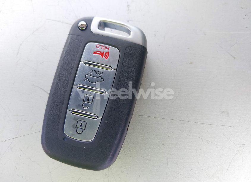 Photo 11 of 2013 Hyundai Sonata LIMITED (VIN 5NPEC4AC2DH531643)