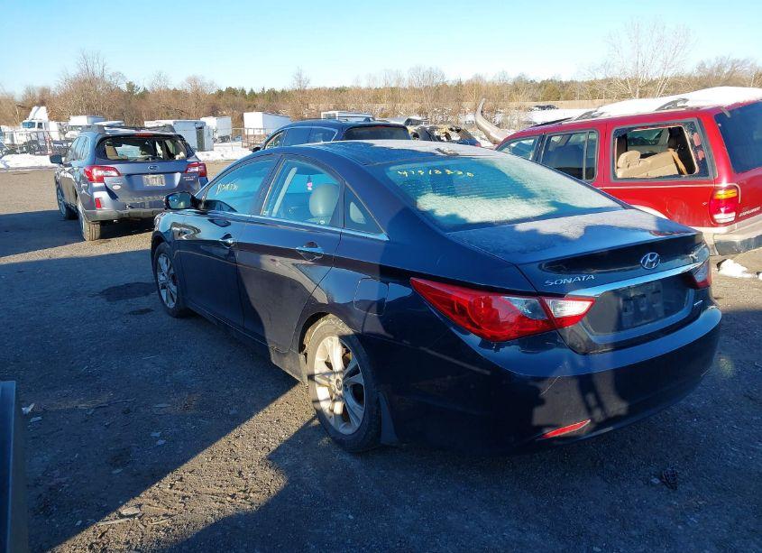 Photo 3 of 2013 Hyundai Sonata LIMITED (VIN 5NPEC4AC2DH561161)