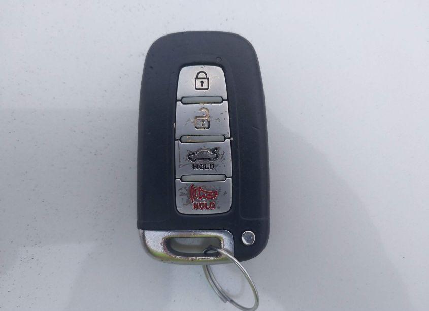 Photo 11 of 2013 Hyundai Sonata LIMITED (VIN 5NPEC4AC2DH582270)