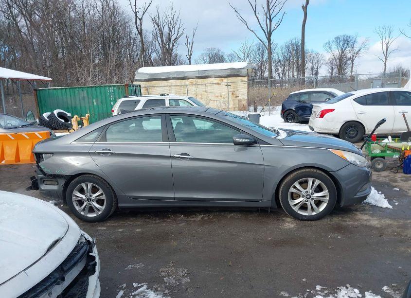 Photo 14 of 2013 Hyundai Sonata LIMITED (VIN 5NPEC4AC2DH628874)