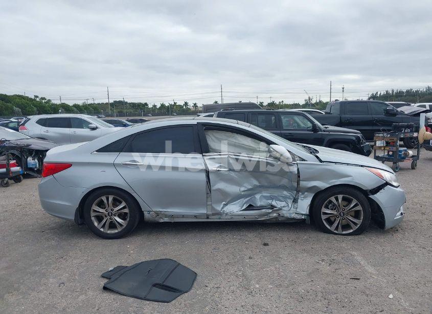 Photo 14 of 2013 Hyundai Sonata LIMITED (VIN 5NPEC4AC2DH634853)