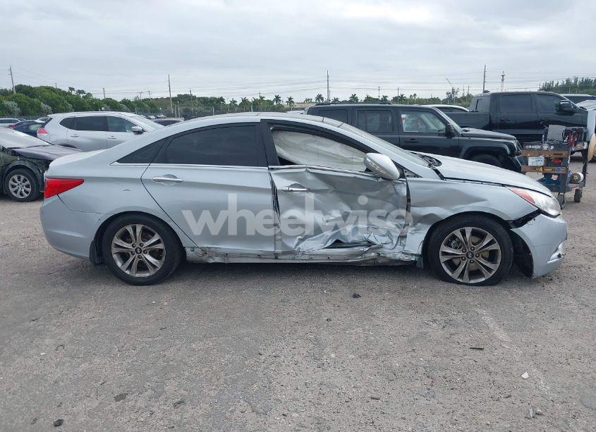 Photo 6 of 2013 Hyundai Sonata LIMITED (VIN 5NPEC4AC2DH634853)