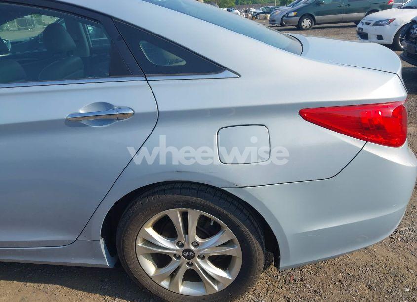 Photo 6 of 2013 Hyundai Sonata LIMITED (VIN 5NPEC4AC2DH643343)