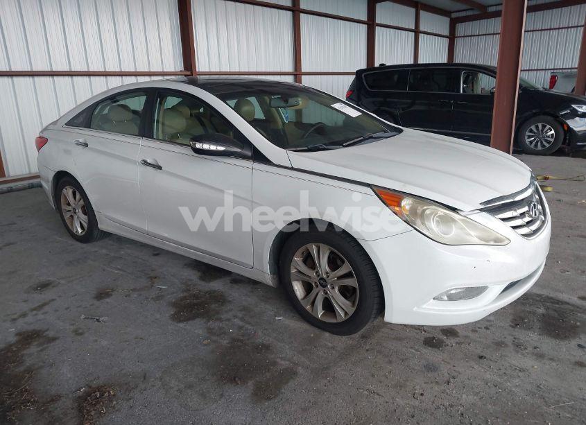 2013 Hyundai Sonata LIMITED (VIN 5NPEC4AC2DH650597) main photo
